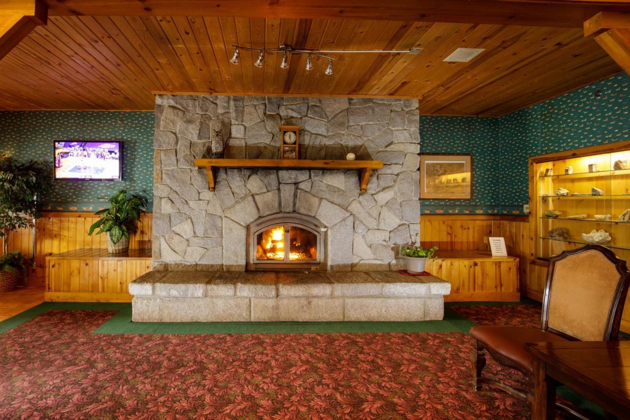 Snoqualmie Pass The Summit Inn מראה חיצוני תמונה