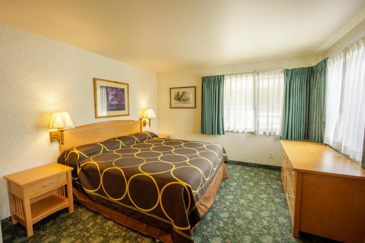 Snoqualmie Pass The Summit Inn מראה חיצוני תמונה