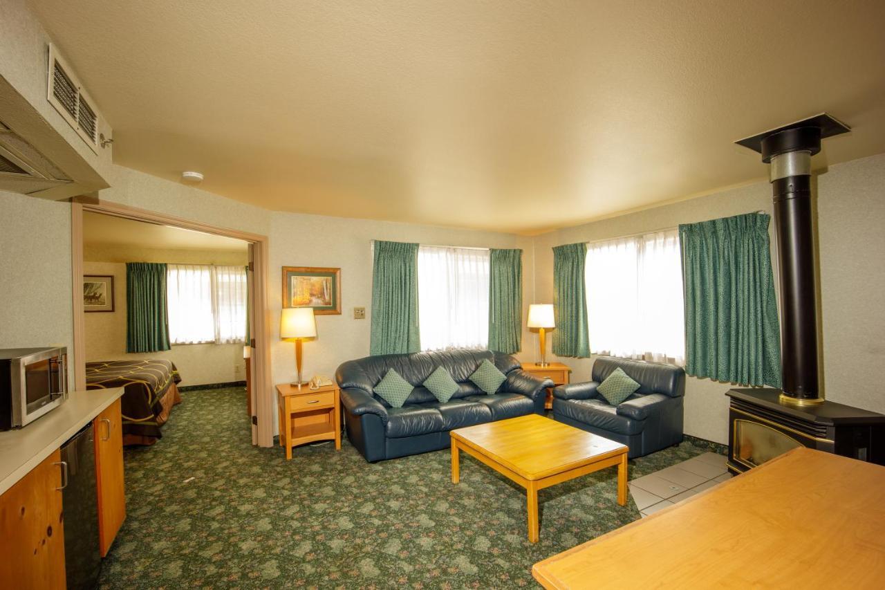 Snoqualmie Pass The Summit Inn מראה חיצוני תמונה