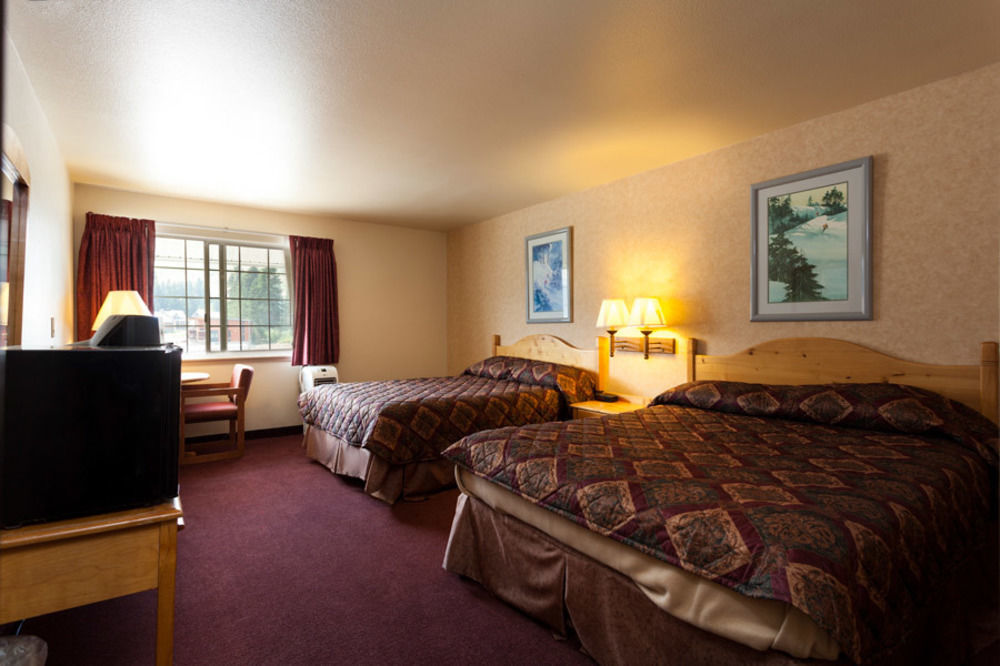 Snoqualmie Pass The Summit Inn מראה חיצוני תמונה