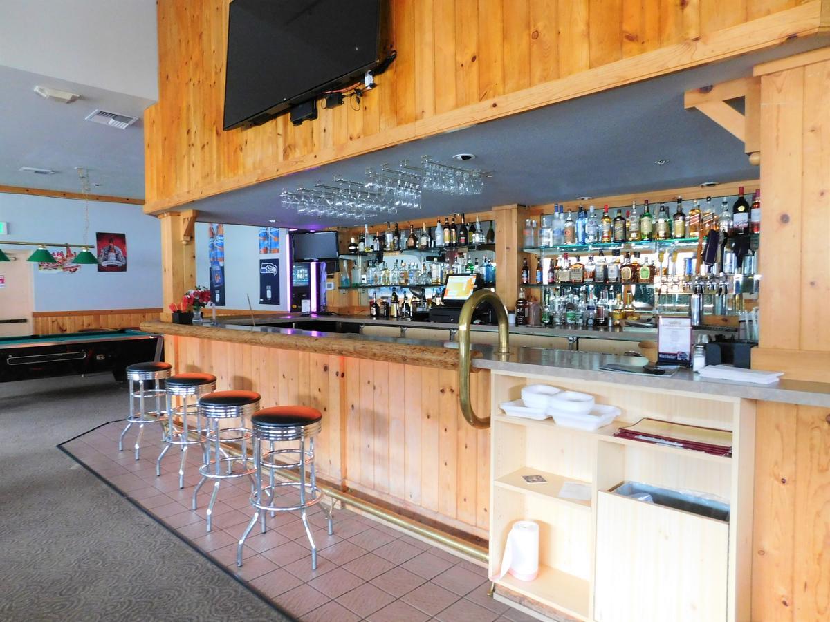 Snoqualmie Pass The Summit Inn מראה חיצוני תמונה